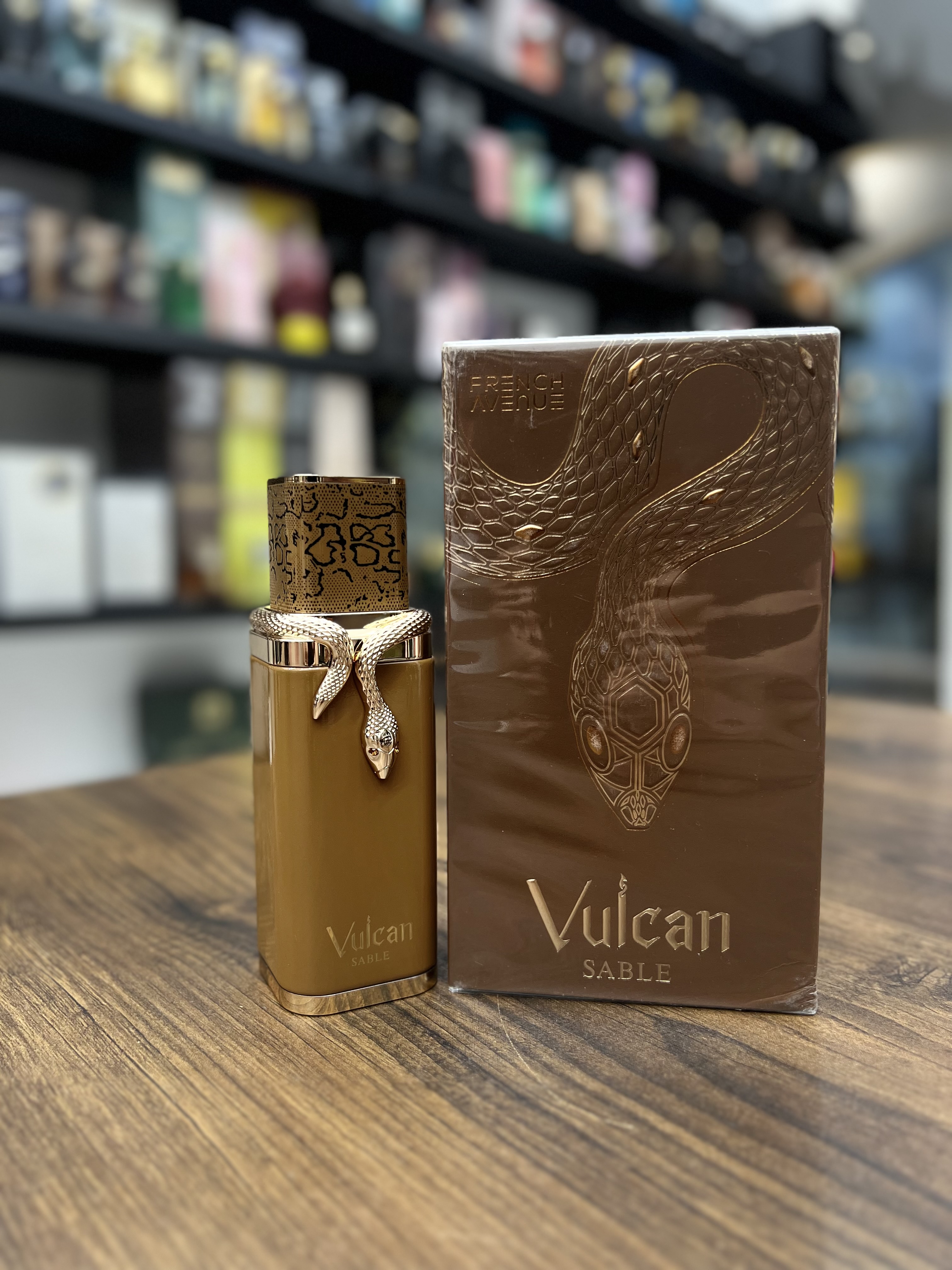 عطر فرنش اونیو ولکان سابل (مشابه استفان هامبرت لوکاس ۷۷۷ سند دنس) - 100 میل