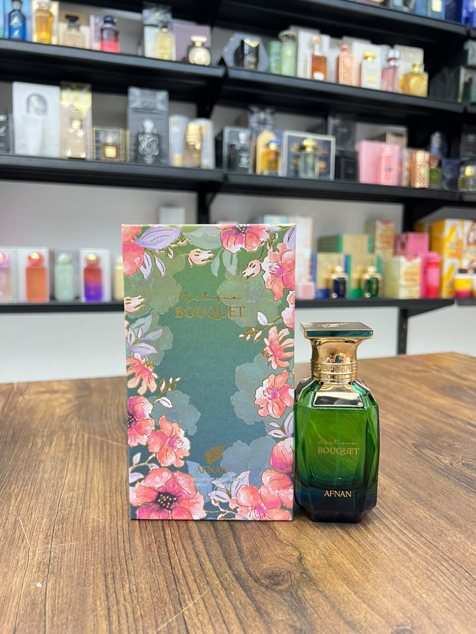 عطر زنانه افنان میستیک بوکت (مشابه رایحه مارلی  والایا اکسکلوسیف)
