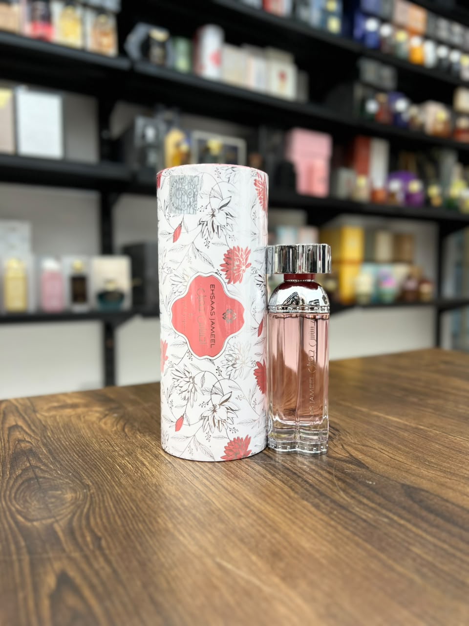 عطر زنانه ارض الزعفران احساس جمیل ۱۰۰ میلی