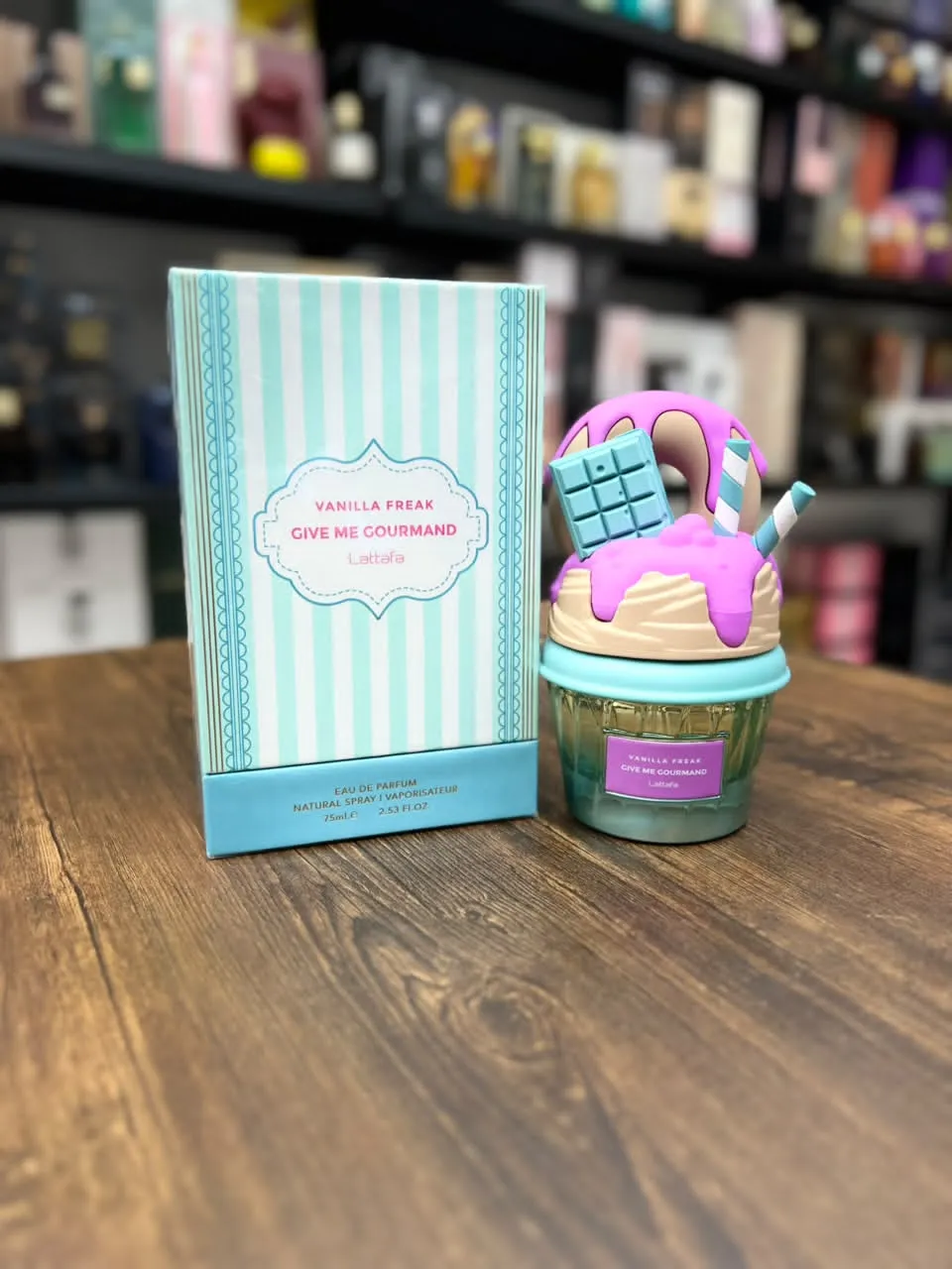 عطر زنانه لطافه وانیلا فریک (از کالکشن گیو می گور